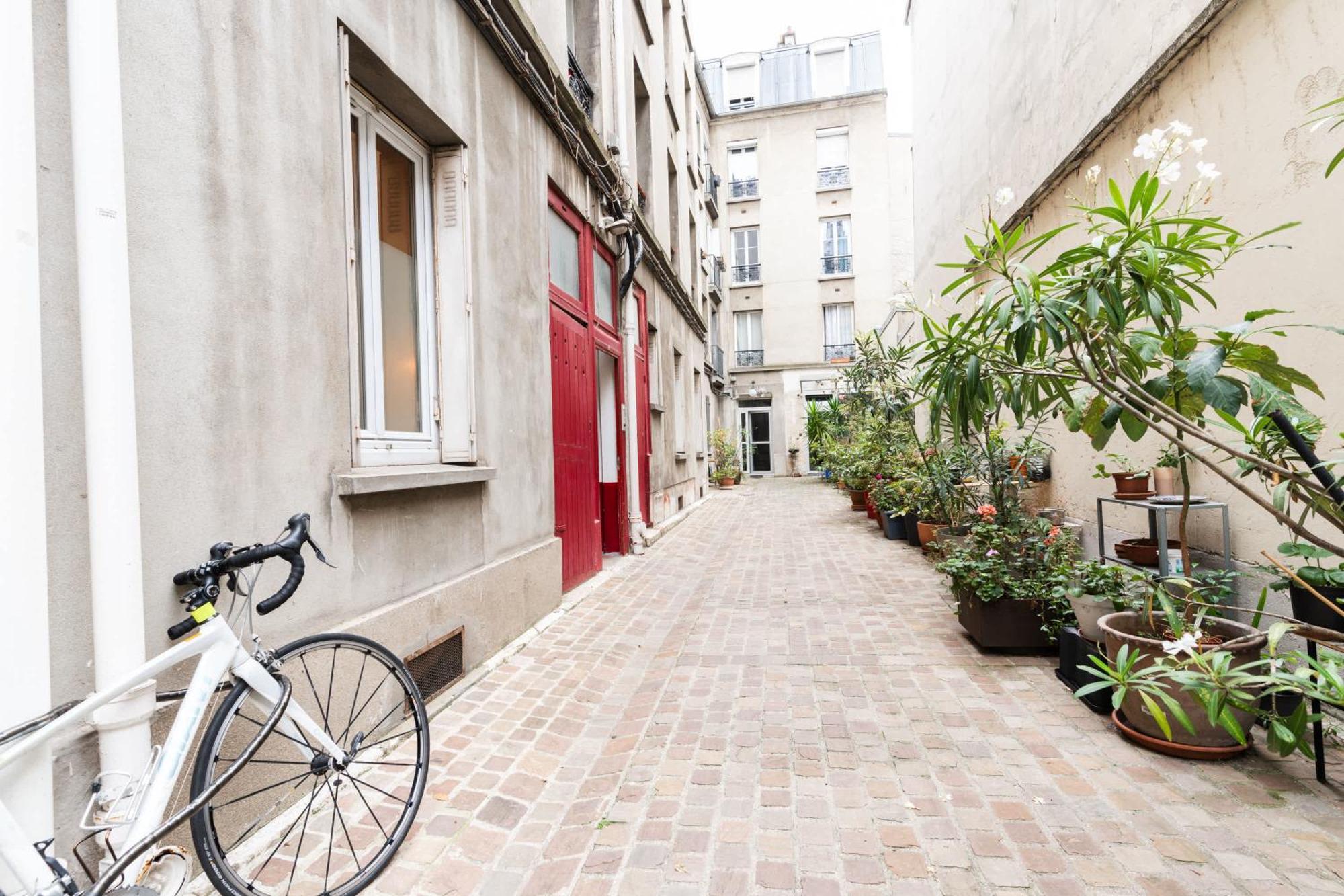 Loft 4 Bedroom Montmartre Pigalle Ac By Lcc Agency Paris Dış mekan fotoğraf